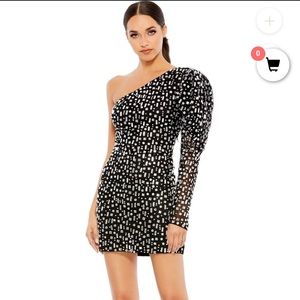 NWT One-shoulder Short Cocktail Dress by Mac Duggal. Size 6